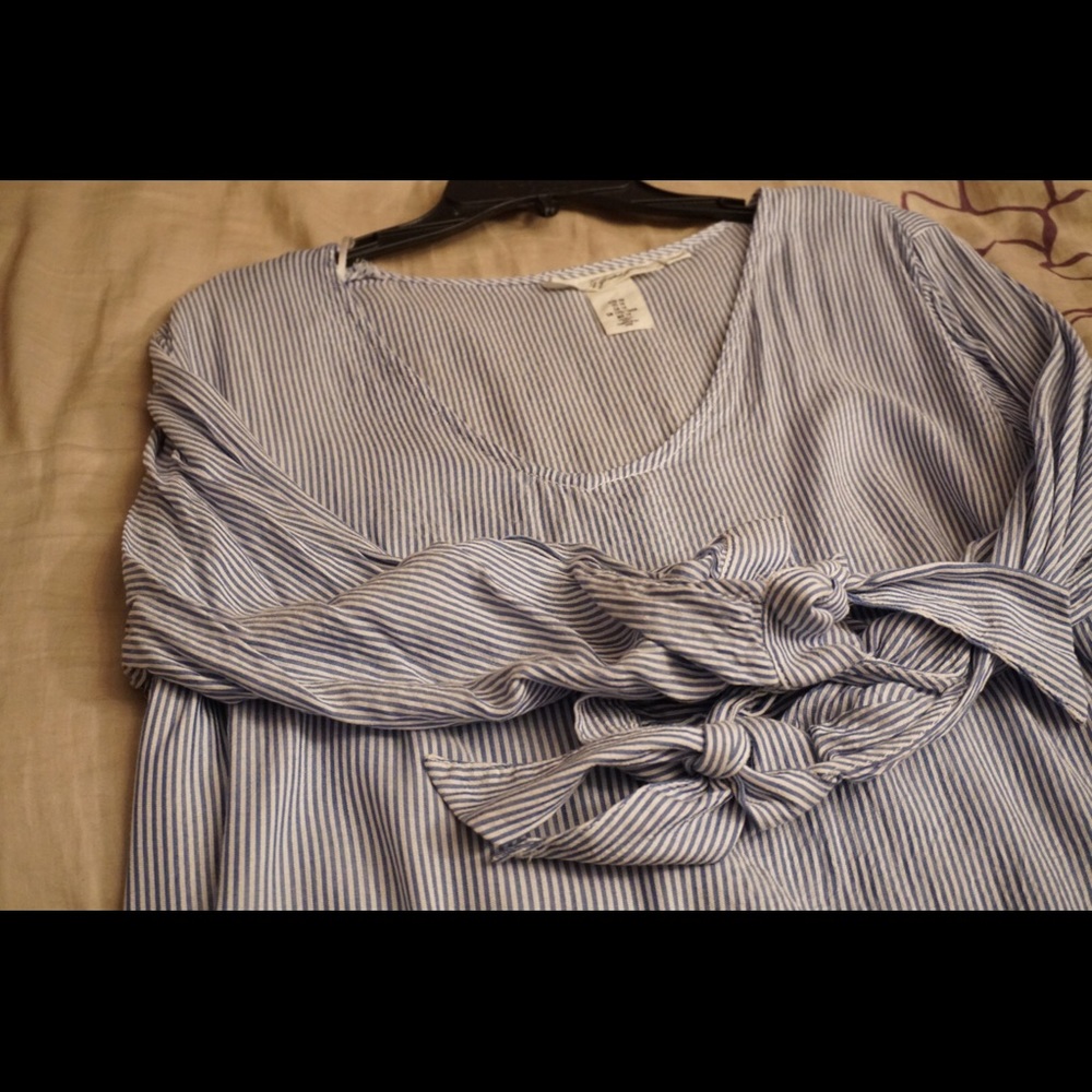 H&M Striped Three Quarter Sleeve Top with Ties